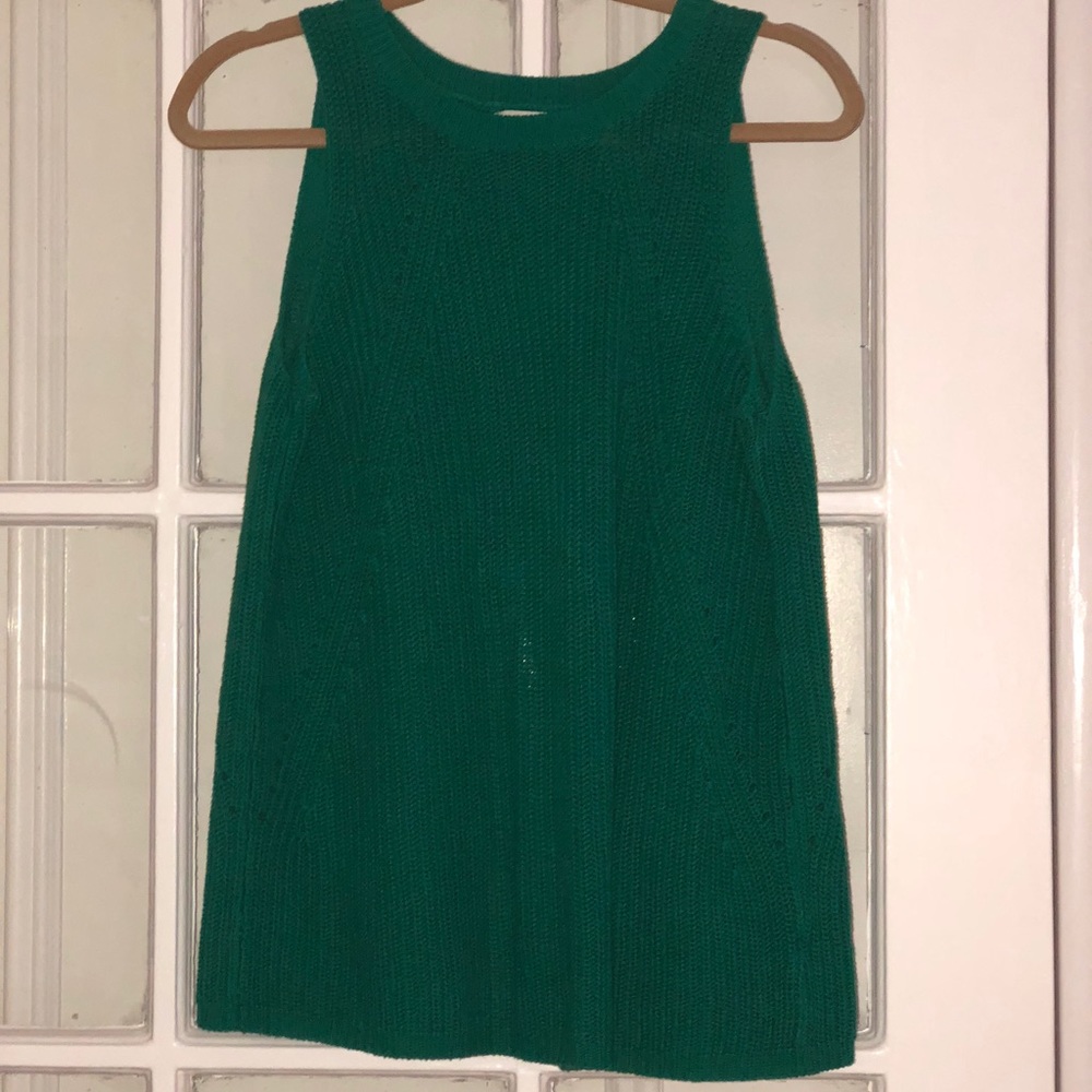 Knit, swing back tank